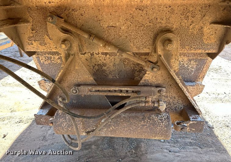 image for item EJ5142 2004 CPS SBD240 bottom dump trailer