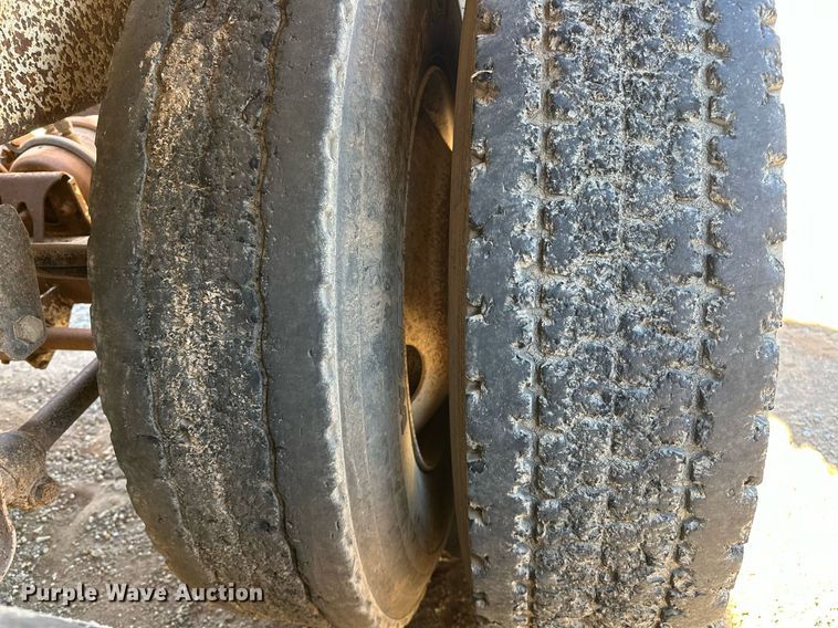 image for item EJ5142 2004 CPS SBD240 bottom dump trailer