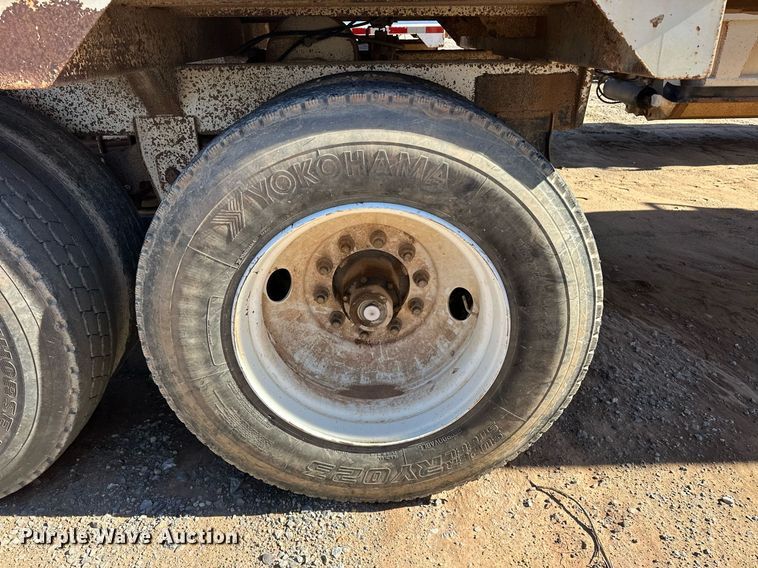 image for item EJ5142 2004 CPS SBD240 bottom dump trailer