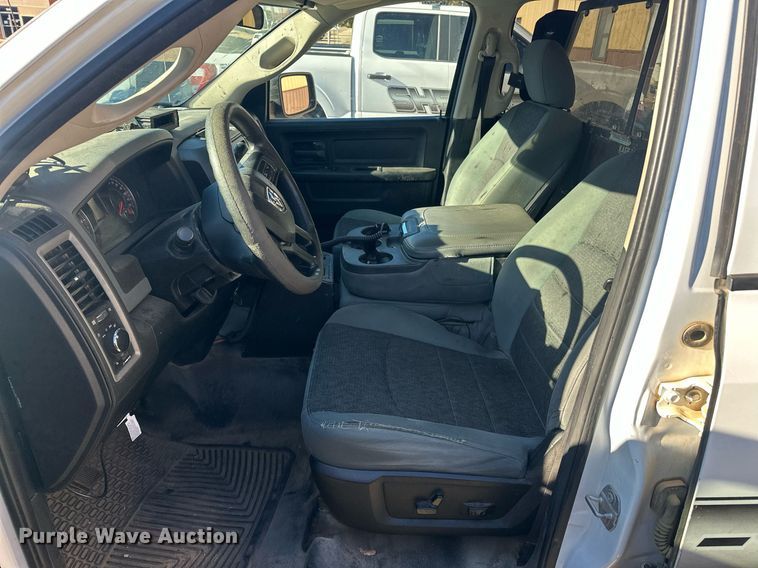 image for item EJ5151 2017 Dodge Ram 1500 Crew Cab pickup truck