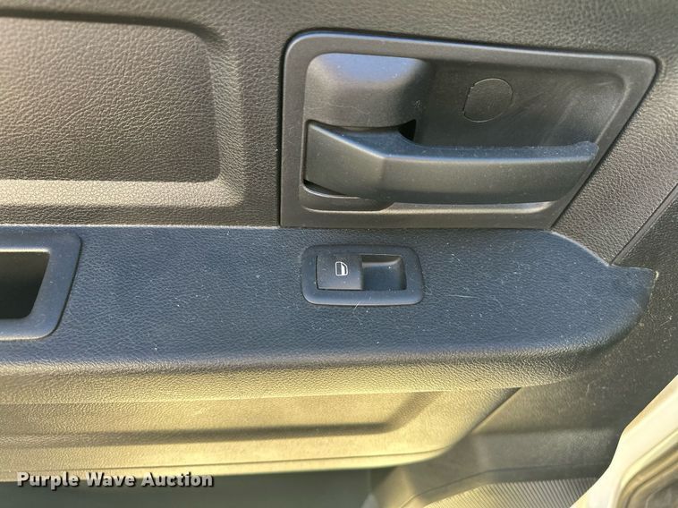 image for item EJ5151 2017 Dodge Ram 1500 Crew Cab pickup truck