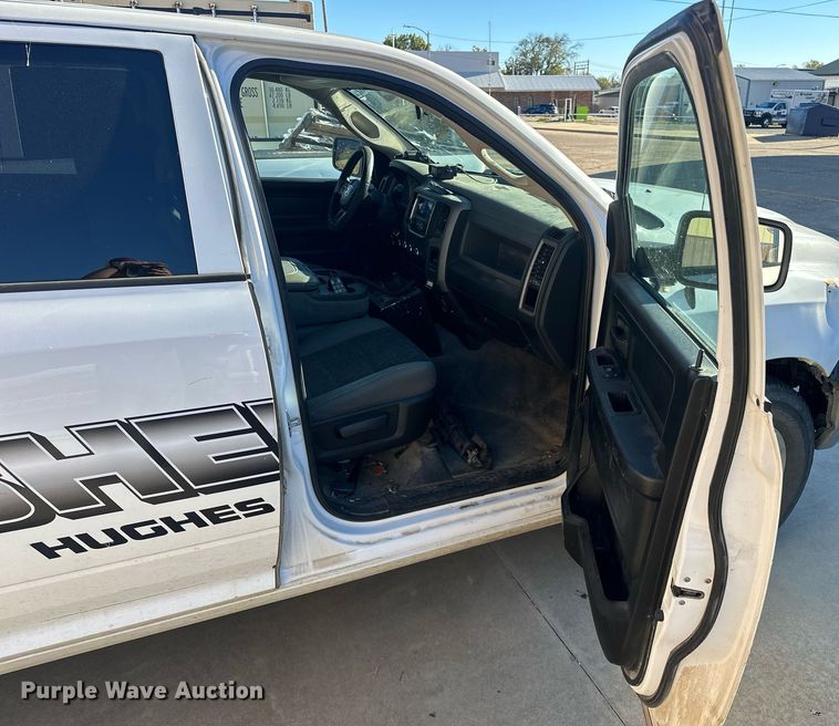 image for item EJ5151 2017 Dodge Ram 1500 Crew Cab pickup truck