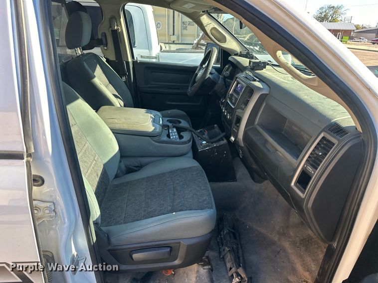 image for item EJ5151 2017 Dodge Ram 1500 Crew Cab pickup truck