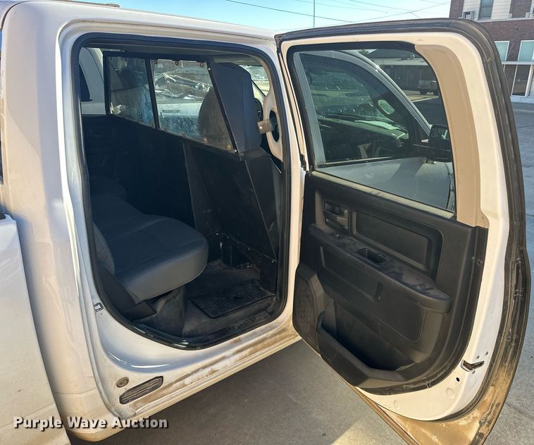 image for item EJ5151 2017 Dodge Ram 1500 Crew Cab pickup truck