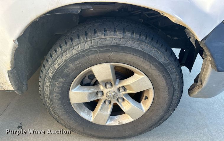 image for item EJ5151 2017 Dodge Ram 1500 Crew Cab pickup truck