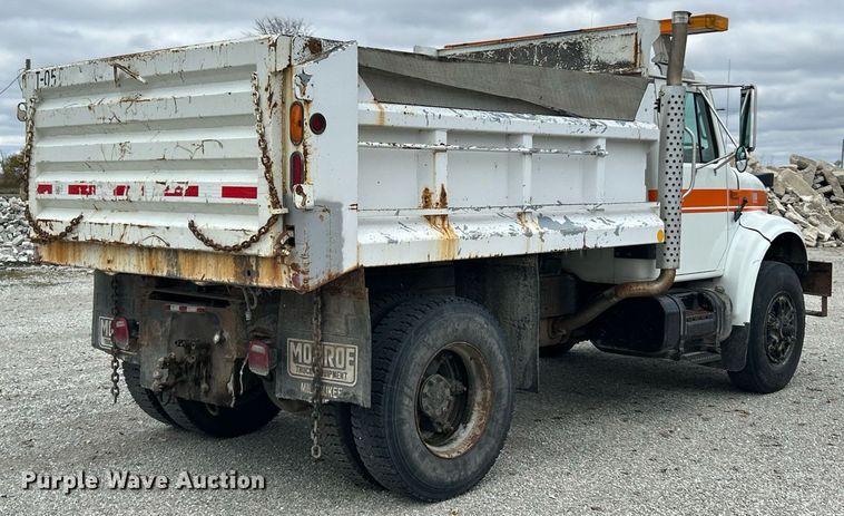 image for item EK3685 1996 International 4900 dump truck