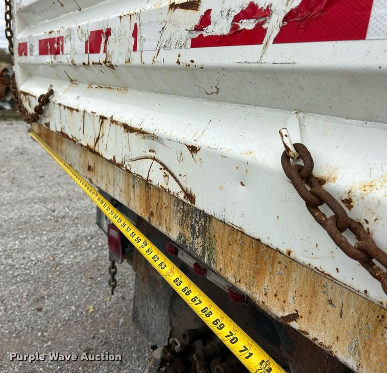 image for item EK3685 1996 International 4900 dump truck