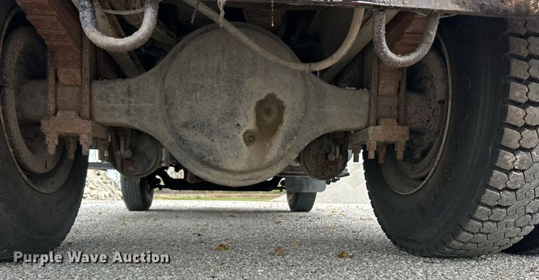 image for item EK3685 1996 International 4900 dump truck