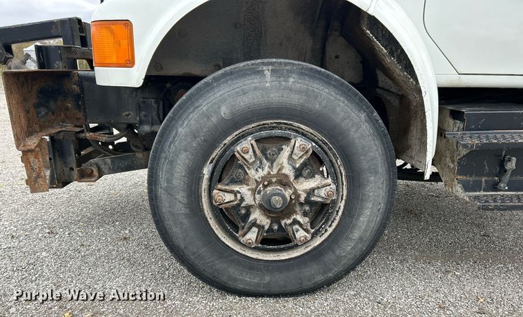 image for item EK3685 1996 International 4900 dump truck