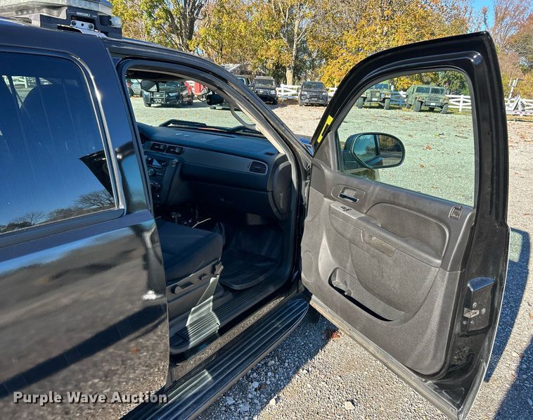 image for item EK3700 2013 Chevrolet Tahoe Police SUV