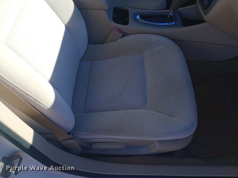 image for item EN8564 2008 Chevrolet Impala LT 