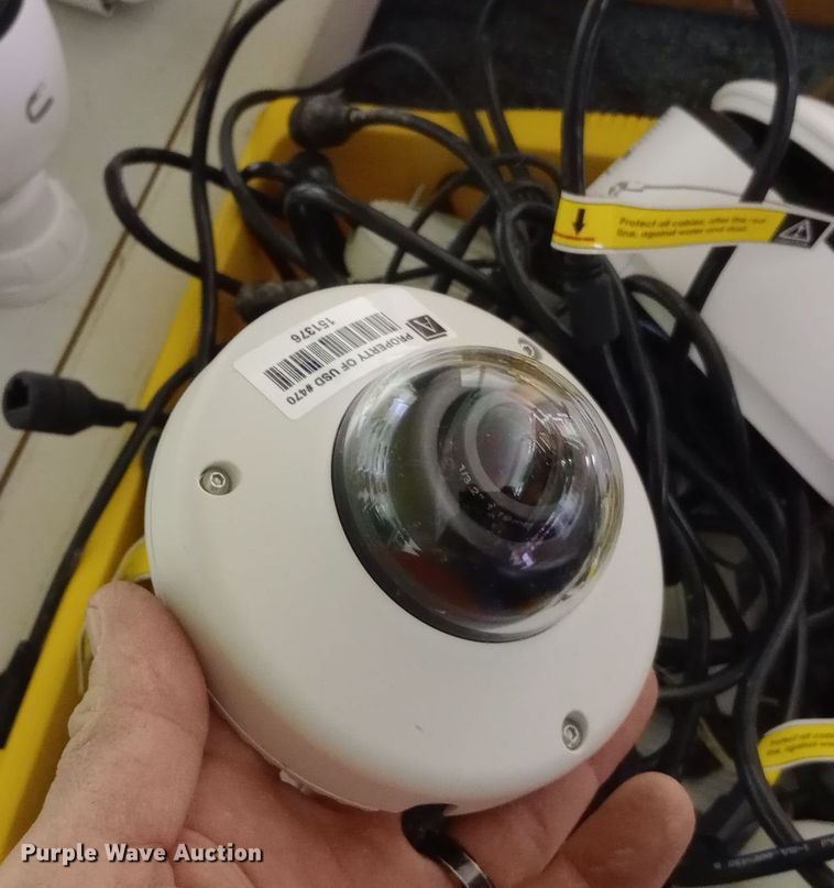image for item EN8591 Security cameras