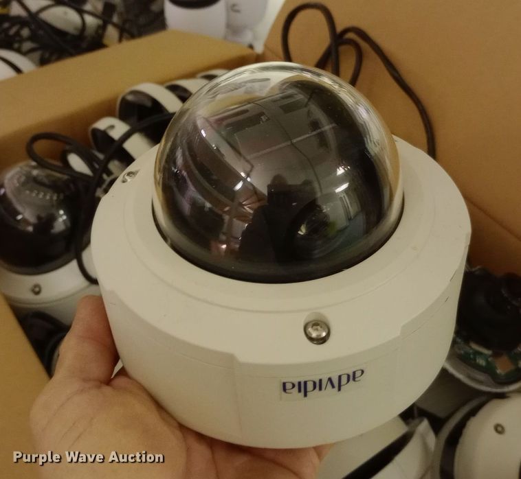 image for item EN8591 Security cameras
