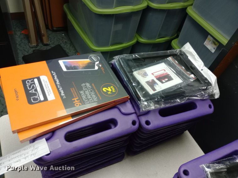 image for item EN8602 Approximately 60 6th gen A1893 iPads