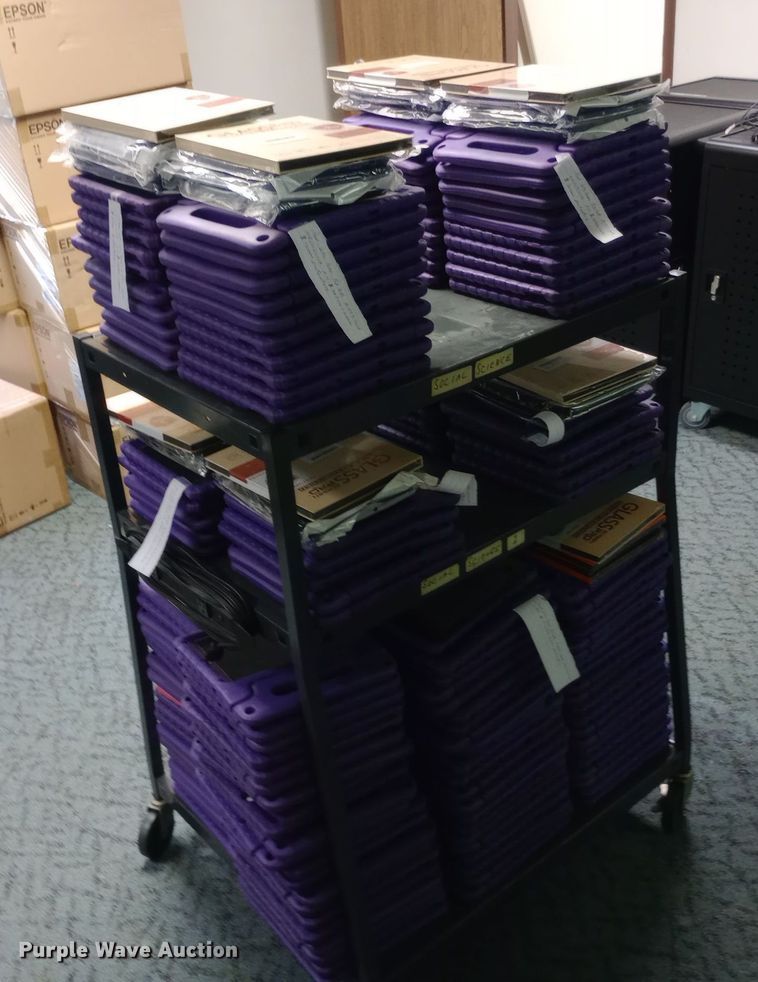 image for item EN8604 Approximately 157 6th Gen A1893 iPads