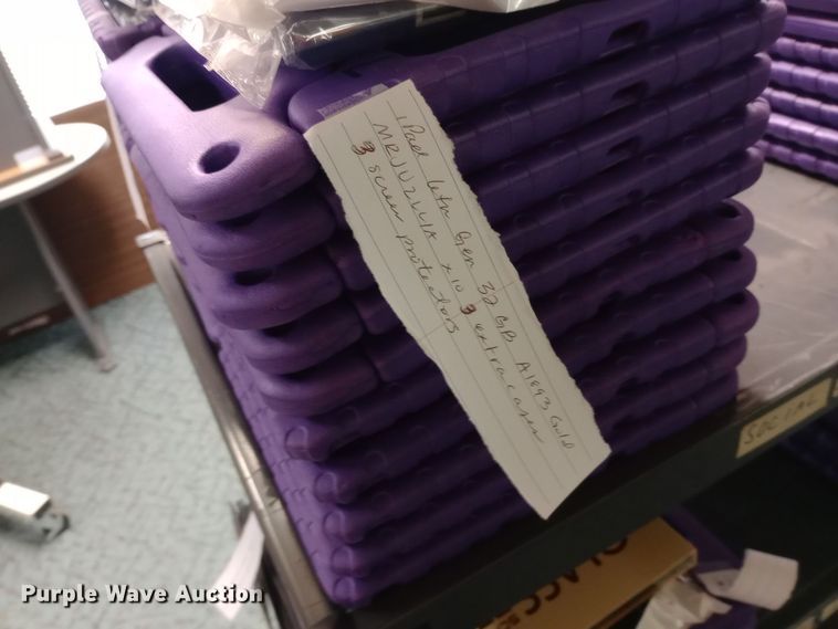 image for item EN8604 Approximately 157 6th Gen A1893 iPads