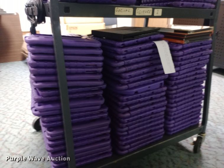 image for item EN8604 Approximately 157 6th Gen A1893 iPads