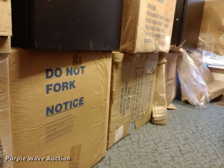 image for item EN8607 (7) Great Lakes wall mount network cabinets