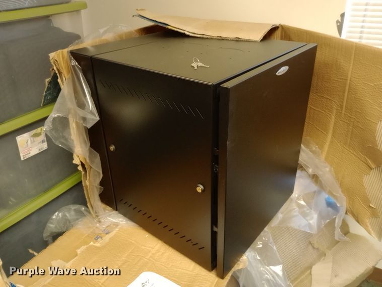 image for item EN8607 (7) Great Lakes wall mount network cabinets