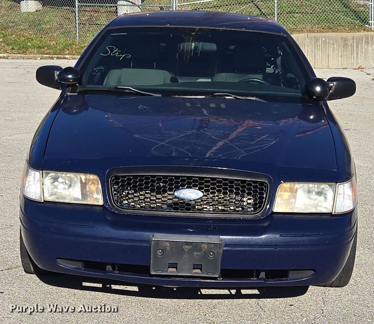 image for item EQ3605 2008 Ford Crown Victoria Police Interceptor  
