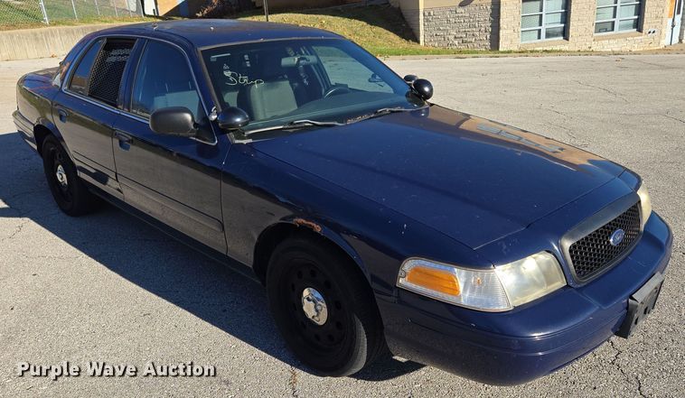 image for item EQ3605 2008 Ford Crown Victoria Police Interceptor  