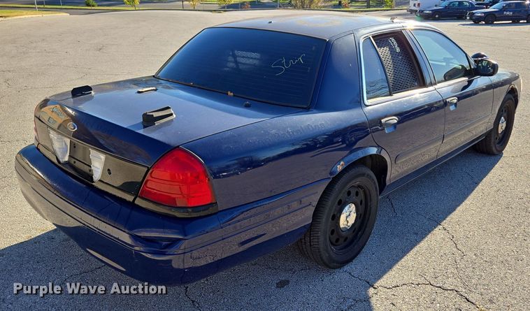 image for item EQ3605 2008 Ford Crown Victoria Police Interceptor  