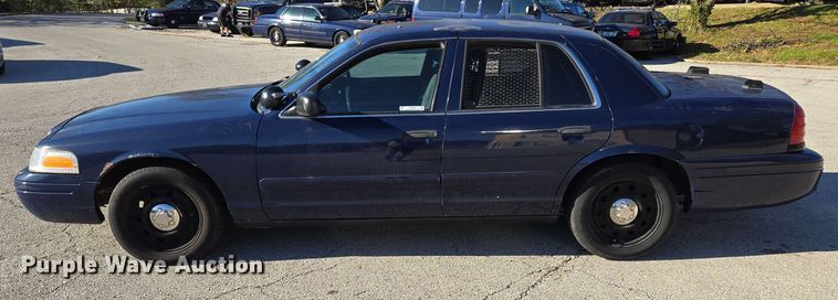 image for item EQ3605 2008 Ford Crown Victoria Police Interceptor  