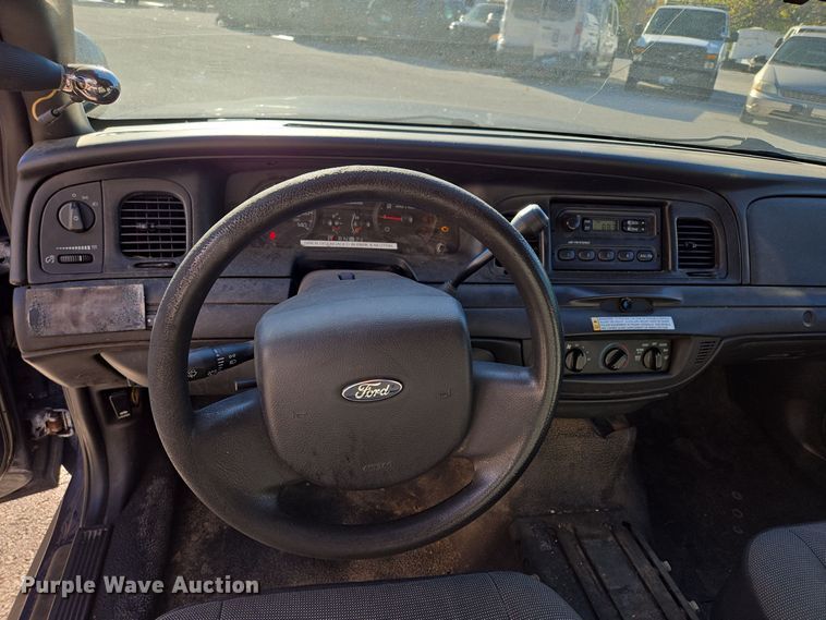 image for item EQ3605 2008 Ford Crown Victoria Police Interceptor  