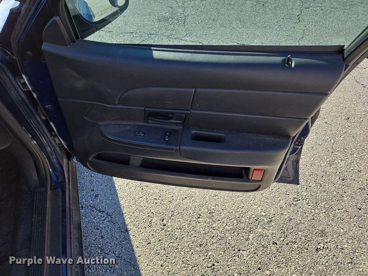 image for item EQ3605 2008 Ford Crown Victoria Police Interceptor  