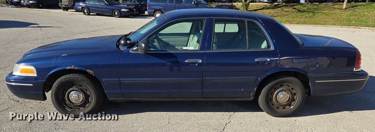 image for item EQ3607 2005 Ford Crown Victoria Police Interceptor 