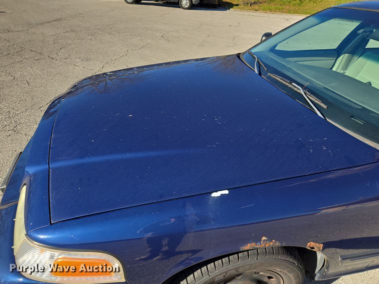 image for item EQ3607 2005 Ford Crown Victoria Police Interceptor 