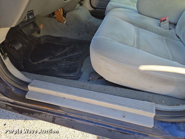 image for item EQ3607 2005 Ford Crown Victoria Police Interceptor 