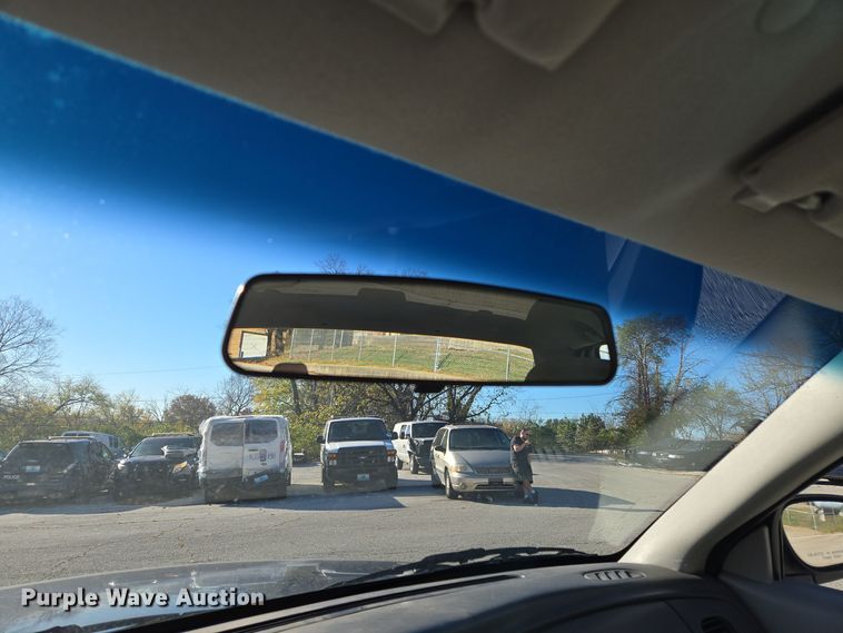 image for item EQ3607 2005 Ford Crown Victoria Police Interceptor 