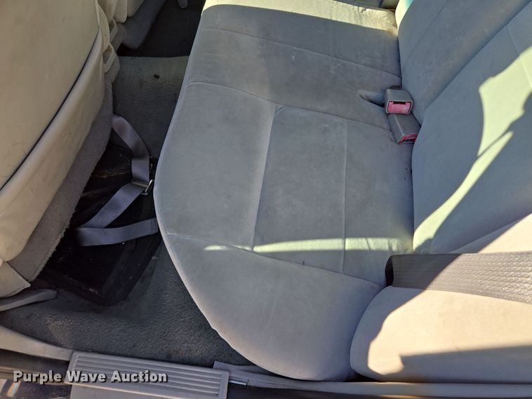 image for item EQ3607 2005 Ford Crown Victoria Police Interceptor 