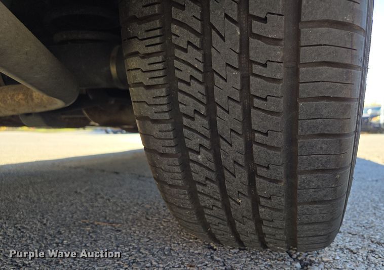 image for item EQ3607 2005 Ford Crown Victoria Police Interceptor 