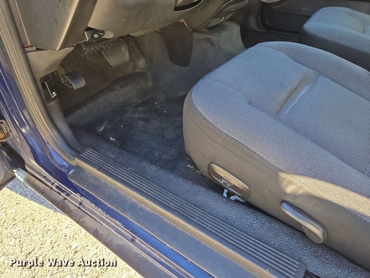 image for item EQ3608 2007 Ford Crown Victoria Police Interceptor 