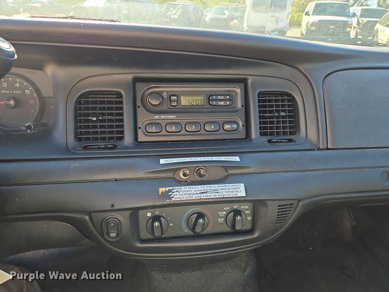 image for item EQ3608 2007 Ford Crown Victoria Police Interceptor 