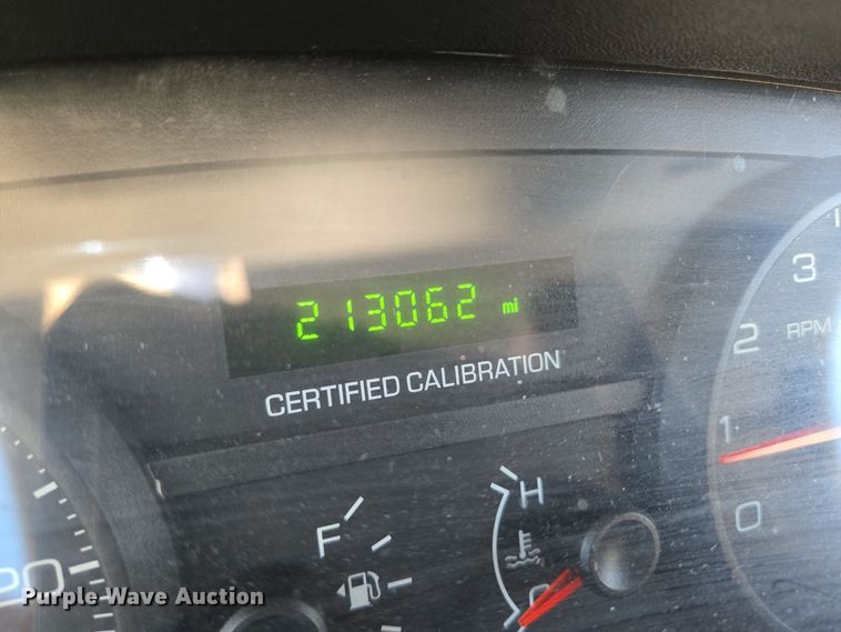 image for item EQ3608 2007 Ford Crown Victoria Police Interceptor 