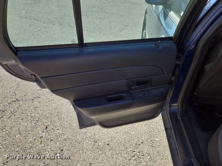 image for item EQ3608 2007 Ford Crown Victoria Police Interceptor 