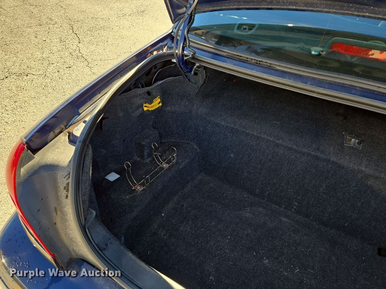 image for item EQ3608 2007 Ford Crown Victoria Police Interceptor 