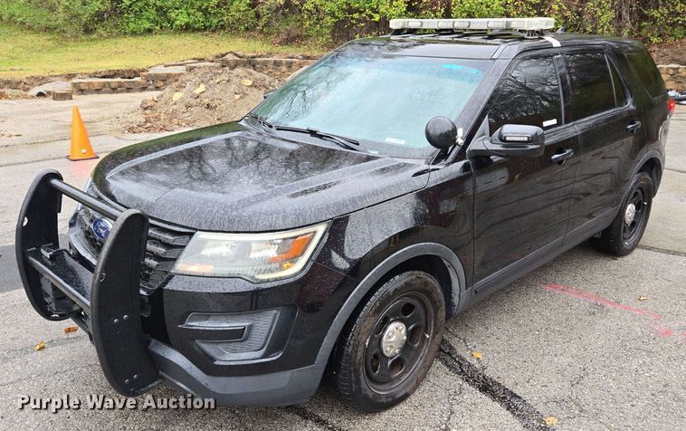 image for item EQ3629 2017 Ford  Explorer Police Interceptor  SUV