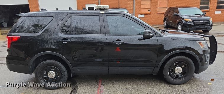 image for item EQ3629 2017 Ford  Explorer Police Interceptor  SUV