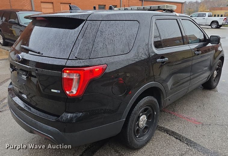 image for item EQ3629 2017 Ford  Explorer Police Interceptor  SUV