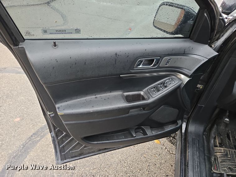 image for item EQ3629 2017 Ford  Explorer Police Interceptor  SUV