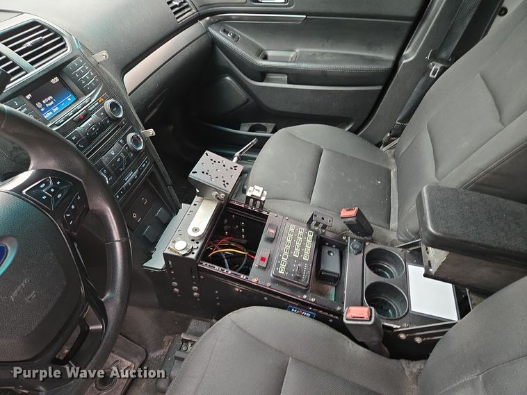 image for item EQ3629 2017 Ford  Explorer Police Interceptor  SUV