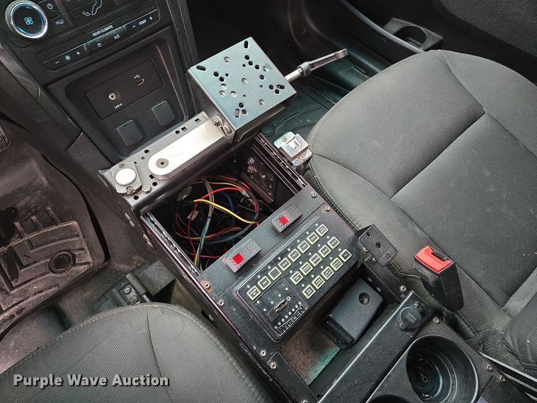 image for item EQ3629 2017 Ford  Explorer Police Interceptor  SUV