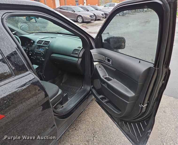 image for item EQ3629 2017 Ford  Explorer Police Interceptor  SUV