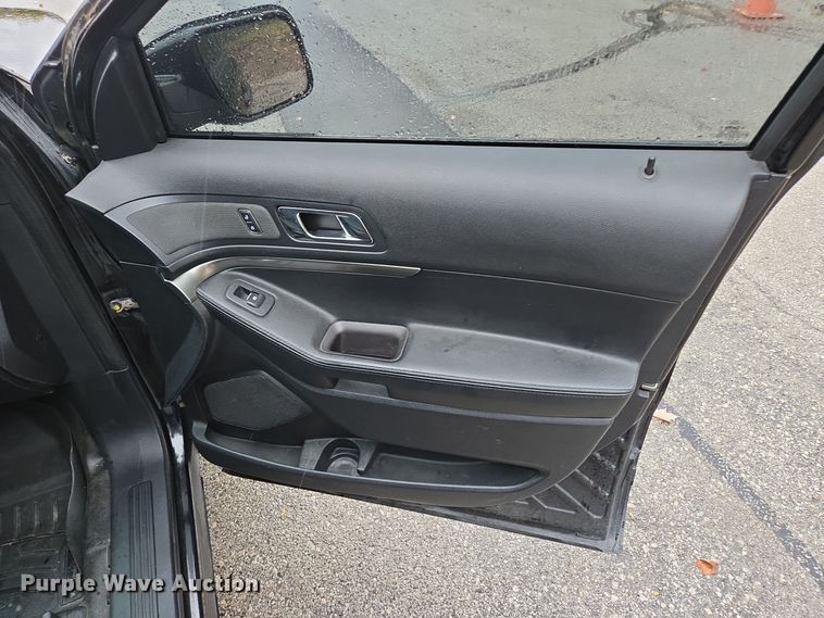 image for item EQ3629 2017 Ford  Explorer Police Interceptor  SUV