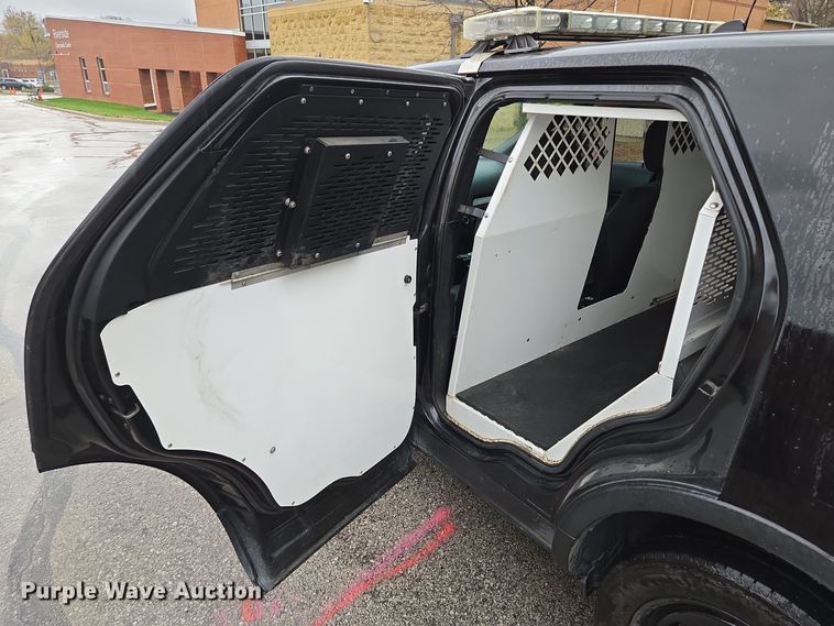 image for item EQ3629 2017 Ford  Explorer Police Interceptor  SUV