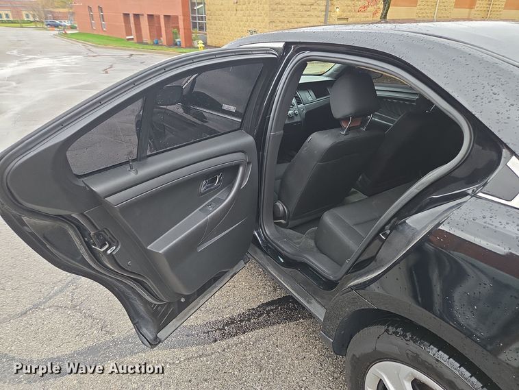 image for item EQ3632 2015 Ford  Taurus Police Interceptor  